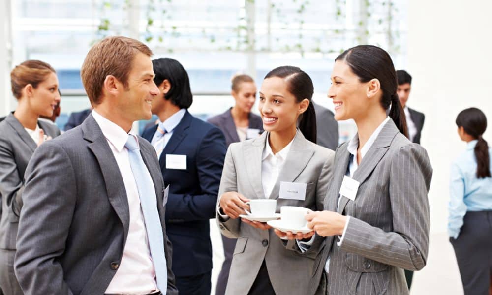 Building Strong Business Ties in Steinbach That Last