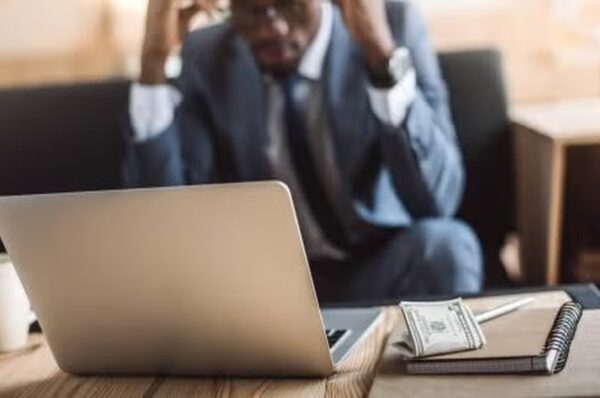 Iowa Startup Survival Guide: Navigating the Cash Flow Crunch